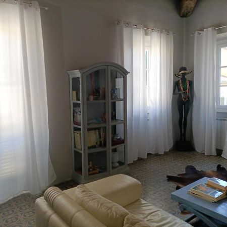 Villa Casa Di Titta Vicino Al Mare Viareggio Exterior foto